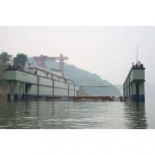 7800 floating dock barge